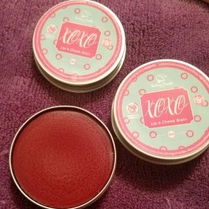 FCS XOXO Lip and Cheek Stain